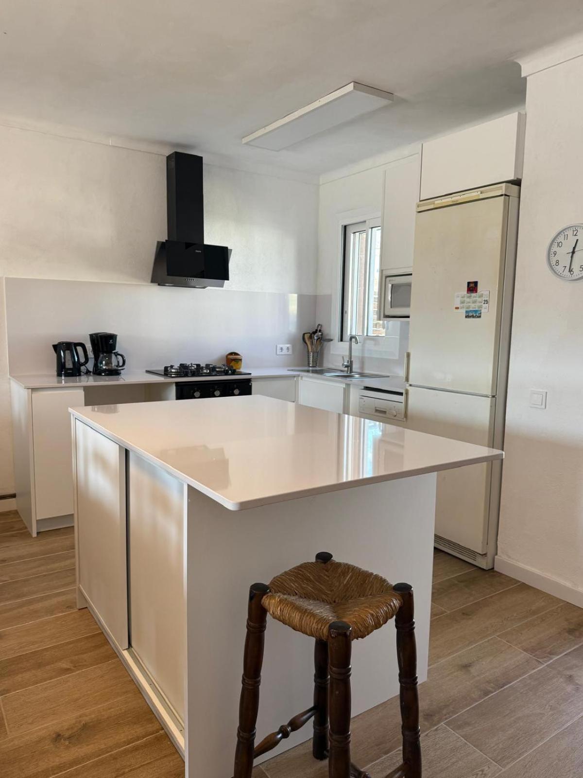 Peni 168A - Belle Maison Avec Piscine Empuriabrava Bagian luar foto